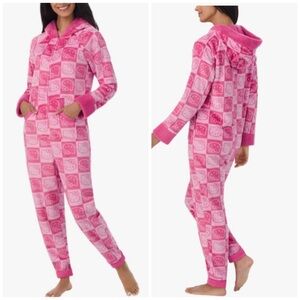 Sanrio Pink Hello Kitty Women's Pajama/ Loungewear